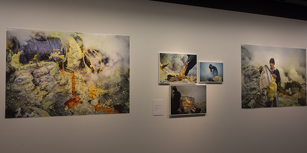 山下 裕 写真展 Cosmetic